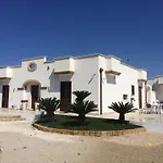 Corte Salentina * 塔维亚诺