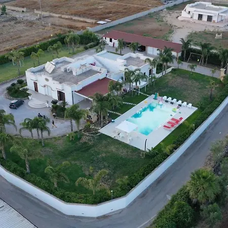 Casa vacanze Corte Salentina Taviano (Lecce)